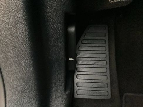 Used 2019 Ford Edge Titanium w/ Equipment Group 301A FWD image 65