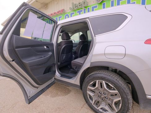 Used 2023 Hyundai Santa Fe SEL Convenience image 27