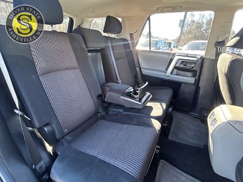 Used 2011 Toyota 4Runner SR5 image 20