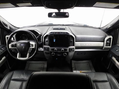 Used 2022 Ford F250 Lariat w/ Black Appearance Pkg image 42