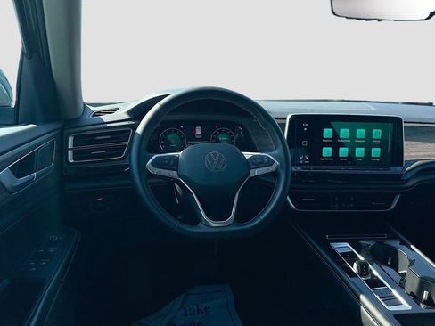 Used 2024 Volkswagen Atlas SEL AWD/4WD image 23