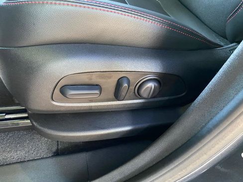 Used 2023 Chevrolet Equinox RS w/ RS Leather Package FWD image 34