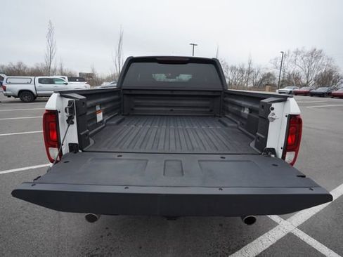 Used 2025 Honda Ridgeline Sport+ image 16