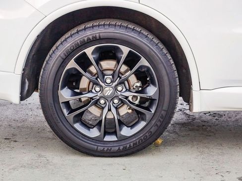 Certified 2022 Dodge Durango R/T w/ Blacktop Package image 11