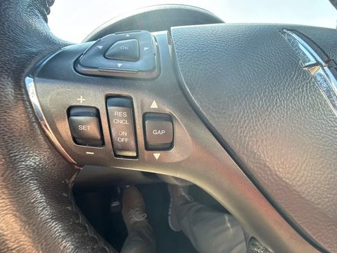 Used 2015 Lincoln MKS AWD w/ Equipment Group 201A image 29