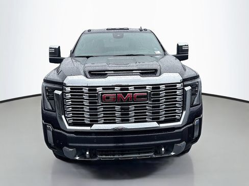 Certified 2024 GMC Sierra 3500 Denali w/ Denali Reserve Package AWD/4WD image 2