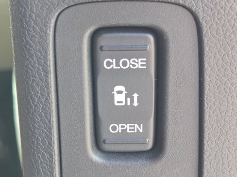 Used 2024 Honda Odyssey Touring image 35