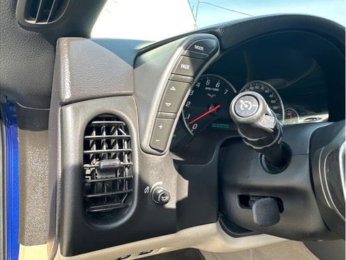 Used 2006 Chevrolet Corvette Convertible w/ Preferred Equipment Group image 21