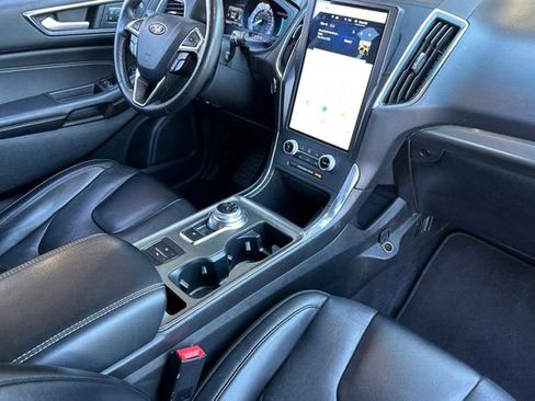 Certified 2022 Ford Edge Titanium image 14