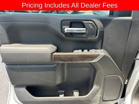 Used 2021 Chevrolet Silverado 1500 LT AWD/4WD image 5