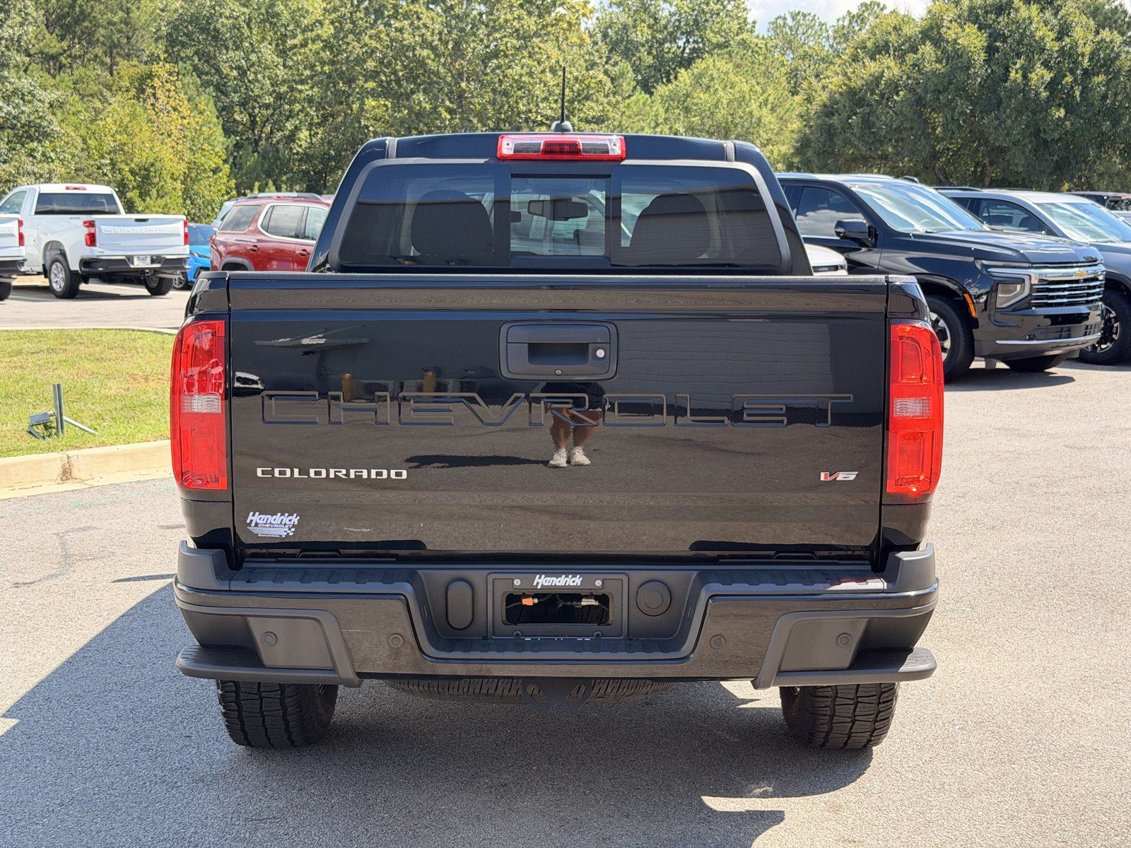 Used 2021 Chevrolet Colorado Z71 w/ Z71 Midnight Edition AWD/4WD image 11