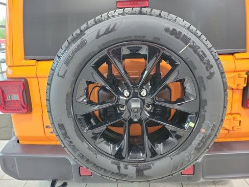 New 2025 Jeep Wrangler Unlimited Sahara w/ Safety Group image 30