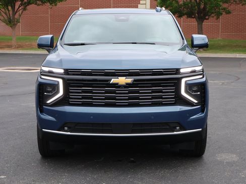 New 2026 Chevrolet Tahoe High Country AWD/4WD image 35