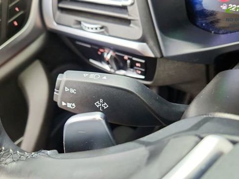 Used 2025 BMW X4 xDrive30i AWD/4WD image 41