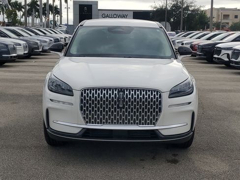 New 2025 Lincoln Corsair FWD image 7