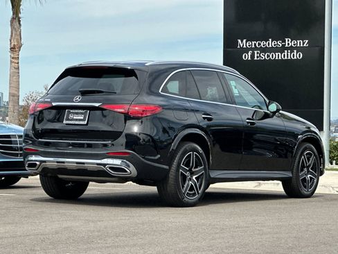 Used 2024 Mercedes-Benz GLC 300 image 3