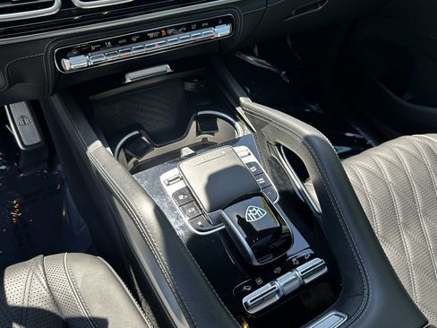 Certified 2024 Mercedes-Benz Maybach GLS 600 4MATIC image 34