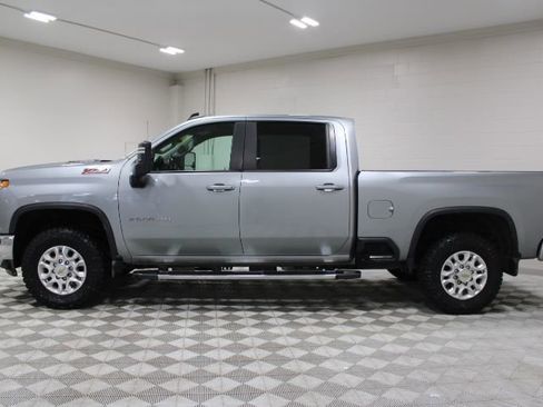 Used 2024 Chevrolet Silverado 2500 LT w/ All Star Edition AWD/4WD image 8