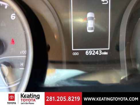 Used 2024 Toyota Camry SE FWD image 17