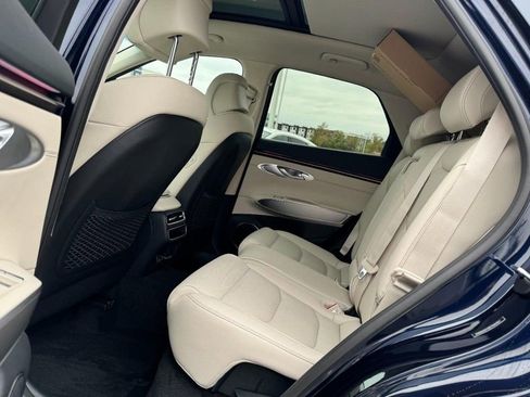 New 2026 Genesis GV70 2.5T Select AWD/4WD image 7
