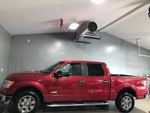 Used 2011 Ford F150 XLT w/ XLT Chrome Pkg RWD image 6