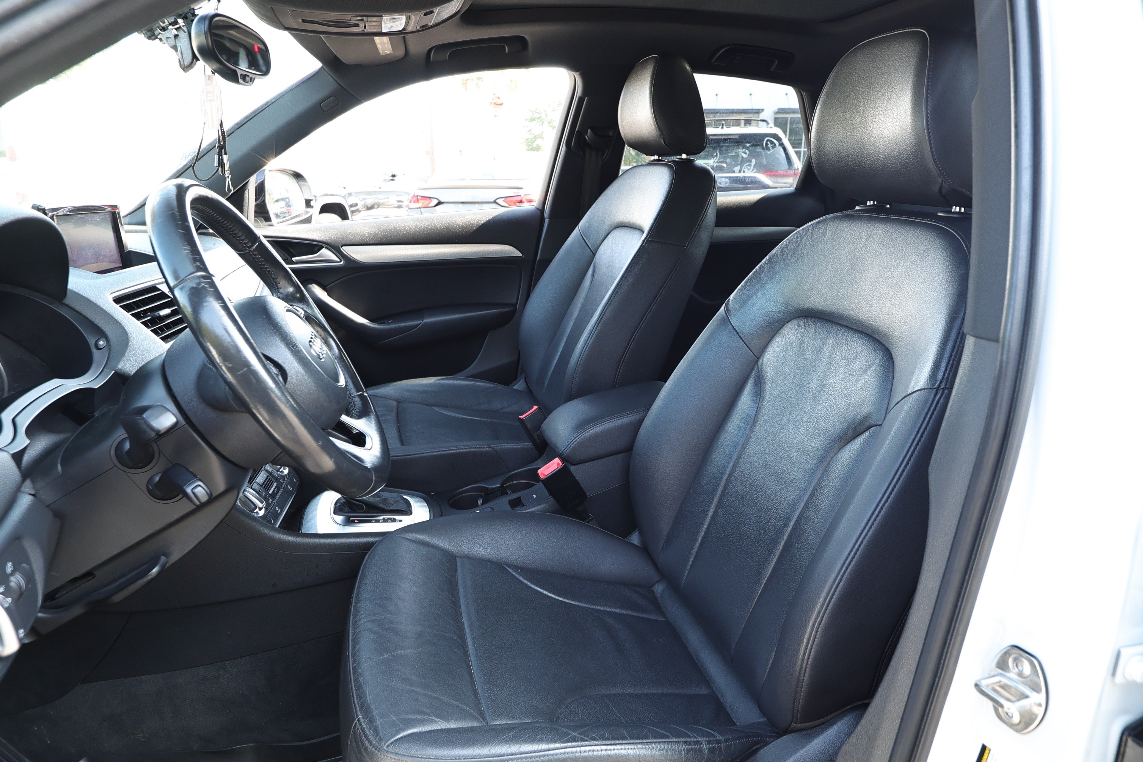 Used 2015 Audi Q3 2.0T Prestige w/ Prestige Package AWD/4WD image 26
