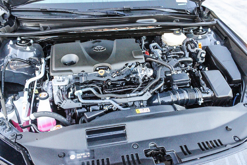 Used 2025 Toyota Camry SE w/ Convenience Package FWD image 27