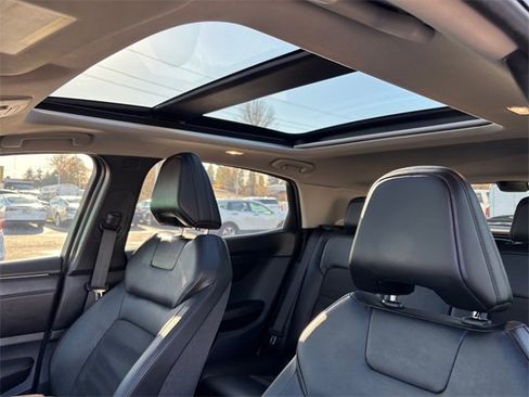 Used 2023 Nissan Ariya FWD image 36