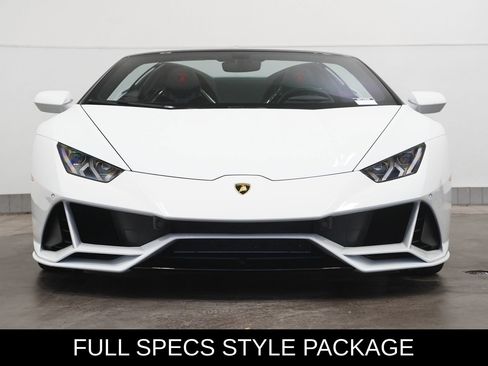 Used 2024 Lamborghini Huracan EVO image 3