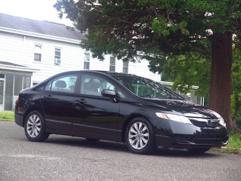 Used 2011 Honda Civic EX-L image 6