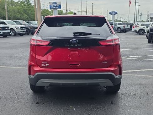 Certified 2022 Ford Edge SEL w/ Convenience Package AWD/4WD image 12