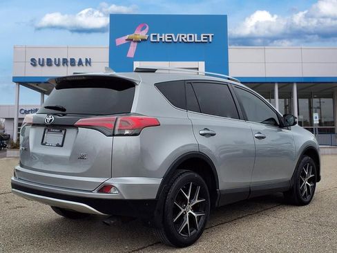Used 2016 Toyota RAV4 SE image 4