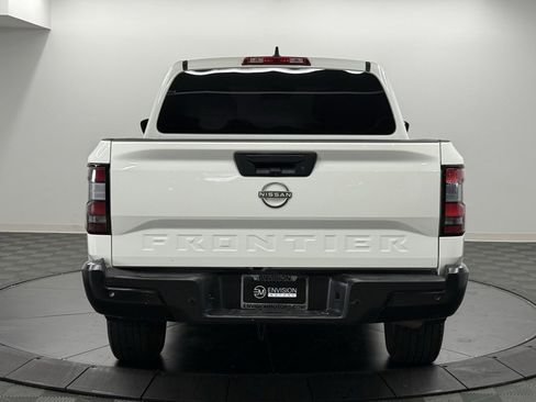 Used 2022 Nissan Frontier S w/ Technology Package image 8