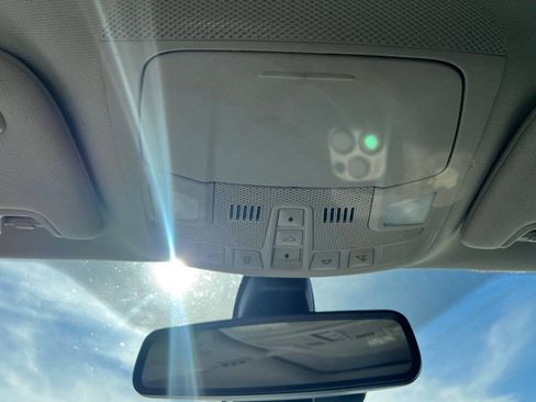 Used 2020 Ford Fusion Titanium image 21