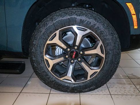 New 2026 GMC Yukon XL AT4 Ultimate AWD/4WD image 40