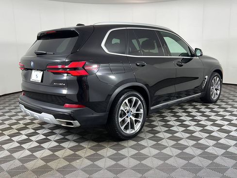 Used 2024 BMW X5 xDrive50e w/ Premium Package AWD/4WD image 5