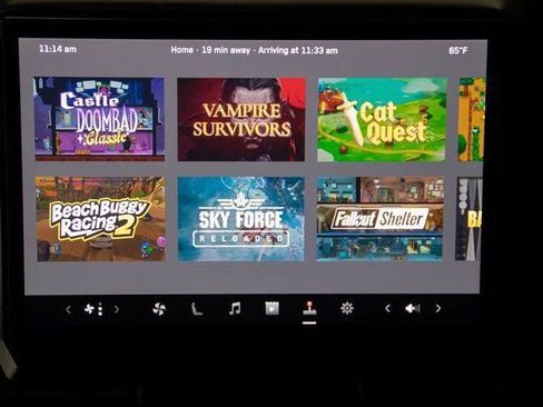 Used 2025 Tesla Cybertruck AWD Crew Cab image 17