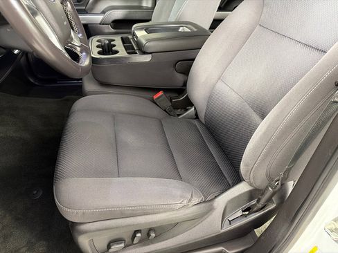 Used 2018 Chevrolet Silverado 1500 LT w/ All Star Edition image 12