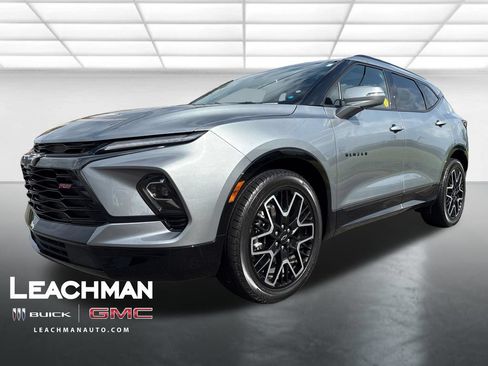 Used 2025 Chevrolet Blazer RS AWD/4WD image 9