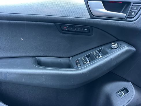 Used 2015 Audi Q5 2.0T Premium Plus w/ Technology Package image 11