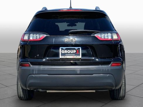 Used 2019 Jeep Cherokee Latitude w/ Popular Appearance Group FWD image 5