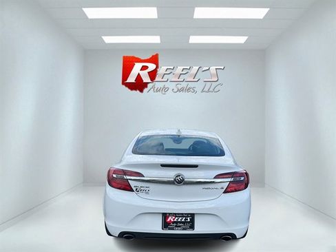 Used 2016 Buick Regal FWD image 9