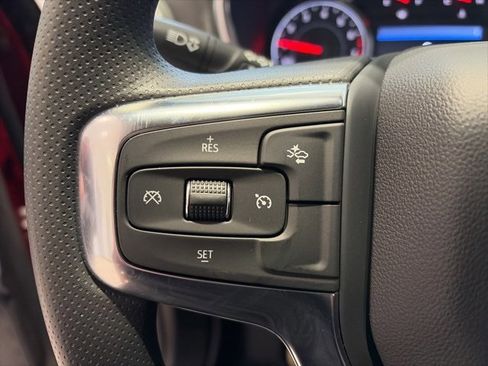 New 2025 Chevrolet Blazer LT w/ Convenience Package image 17