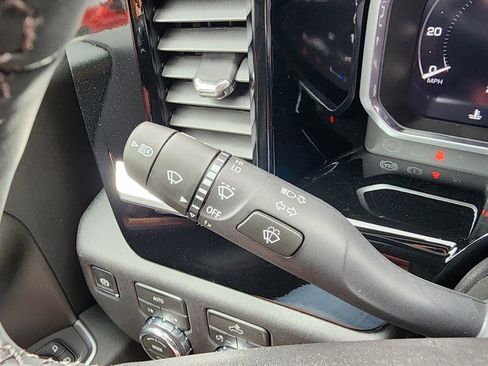 New 2026 GMC Sierra 1500 Elevation image 23