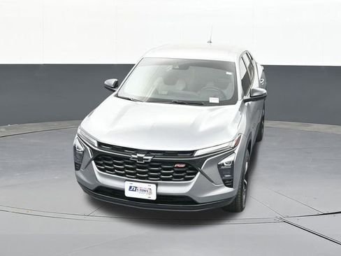 Used 2024 Chevrolet Trax RS w/ Driver Confidence Package image 62