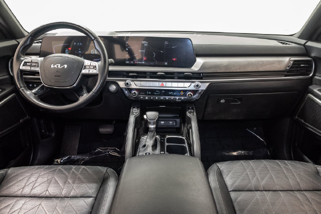 Used 2023 Kia Telluride EX X-Line AWD/4WD image 29