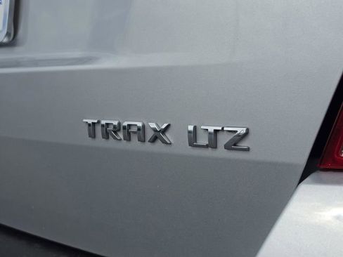 Used 2016 Chevrolet Trax LTZ FWD image 36