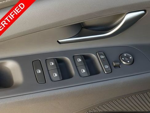 Used 2025 Hyundai Elantra Sport FWD image 22