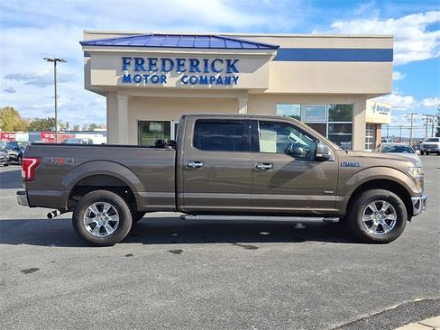 Used 2016 Ford F150 XLT w/ Equipment Group 302A Luxury image 7
