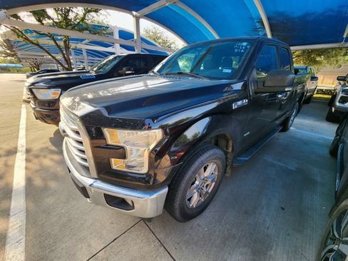 Used 2017 Ford F150 XLT w/ Equipment Group 302A Luxury AWD/4WD image 3